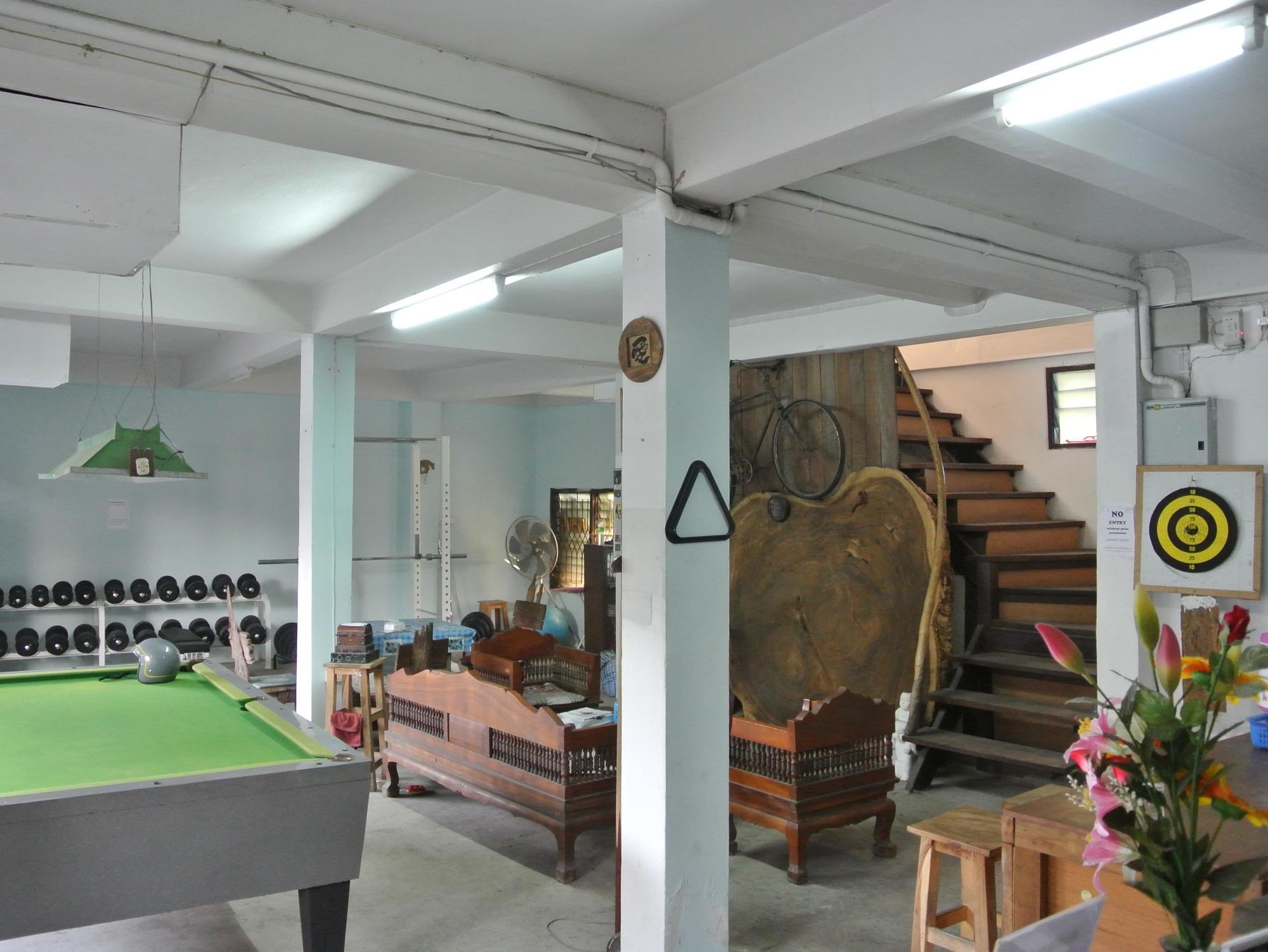 Cumpun Guest House Chiang Mai Buitenkant foto