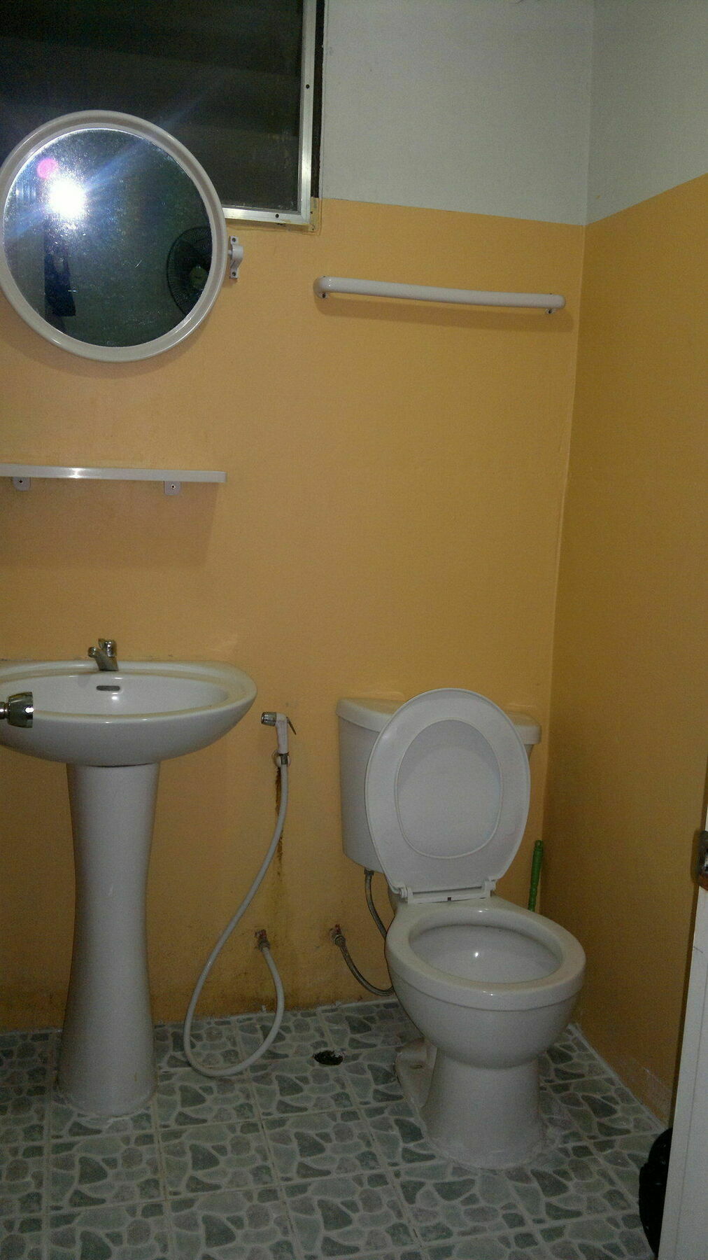 Cumpun Guest House Chiang Mai Buitenkant foto